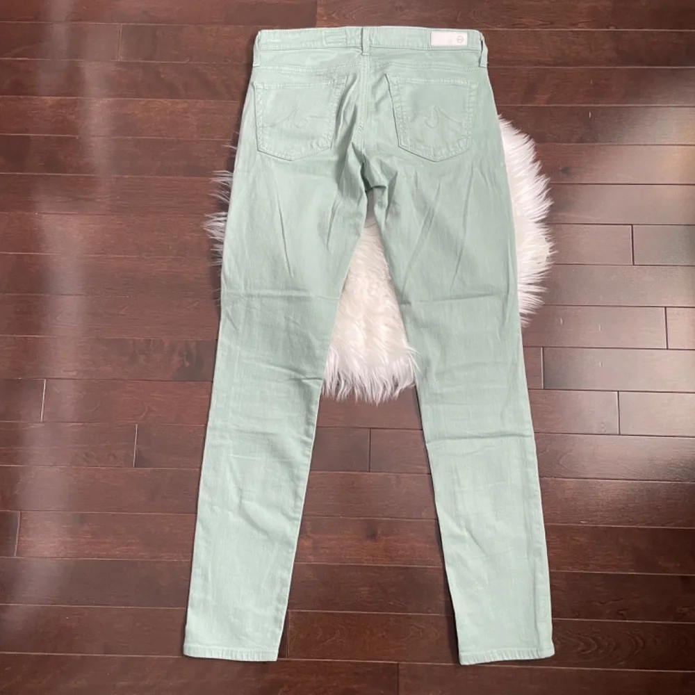 AG Adriano Goldschmied The Stevie Ankle Zip Slim Straight Leg Size 26R - Picture 4 of 13